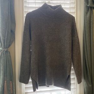Abercrombie taupe sweater